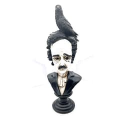 RUSTIX Edgar Allan Poe Bust Statue – Gothic Raven Figurine Inspired by “The Raven” – Decorative Statue for Literary, Gothic, and Victorian Home Decor