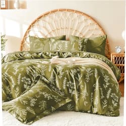 MUXHOMO Olive Green Bed in a Bag Queen 7 Pieces, Queen Comforter Set Reversible Botanical Flowers Design, Ultra Soft & Breathable Bedding Sets with Comforter, Sheets, Pillowcases & Shams