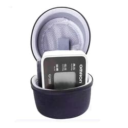 DYGUBOR Carrying Case for OMRON Gold Blood Pressure Monitor Omron 7 Series/6161/MMIZOO Wrist Blood Pressure Monitor (black)