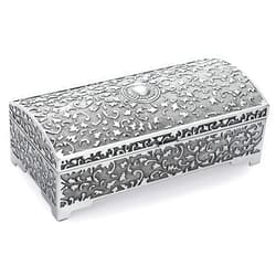 Hipiwe Vintage Metal Jewelry Box Trinket Storage Box Treasure Chest Case Ring Holder Necklace Earring Organizer Keepsake Box Wedding Birthday Gift for Girls Women, Medium