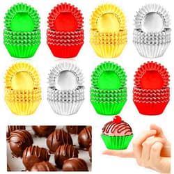 AUGSUN 400pcs Christmas Mini Foil Cupcake Liners Golden Red Green Silver Cupcake Baking Cups Metallic Mini Muffin Cupcake Wrappers for Xmas Holiday Party Cake Candy Chocolate Decorations Supplies