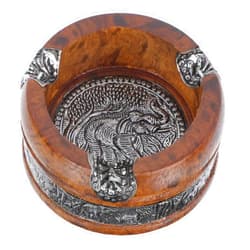 GOOHOCHY 1pc Ashtray Living Room Decor Vintage Decor House Decorations for Home Retro Soot Tray Desktop Decoration Car Ash Tray Dinning Table Decor Home Decor Thailand Wood Office Household