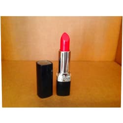 Avon Ultra Color Rich Bold Red Lipstick Ruby Shock