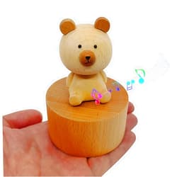 LILYXIN Cute Little Bear Mini Music Box, Little Animals Wooden Mechanical Music Box, The Music Box Gift That Sings Castle in The Sky, Best Gift for Boy Girl Friends Singing Music Gift Box