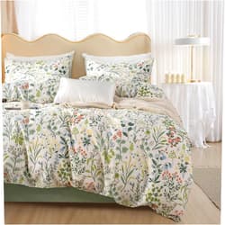 mixinni Fresh Soft Aesthetic Green Floral Comforter Set Queen Size, Boho Cottagecore Wildflowers Leaves Bedding Set, 1 Shabby Chic Comforter and 2 Pillowcases for All Seasons-Queen Size