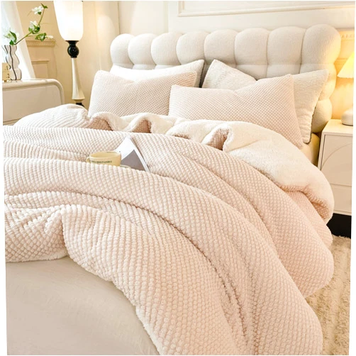 LLanCL 3D Jacquard Design Comforter Set, Ultra-Soft Warm King Size Sherpa Fur Plush 3-Pieces Sets Luxury Cozy Bedding with 2 Pillowcases (104