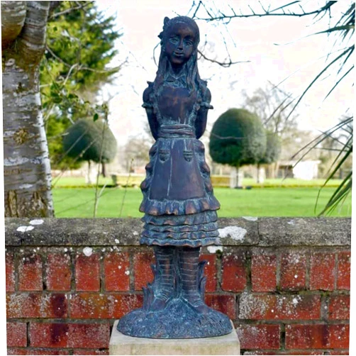 OFFEL Wonderland Garden Sculpture Set Alice in Wonderland Statues Hand Cast Stone Garden Statue Ornament for Indoor Outdoor Garden Patio Lawn Yard (Alice)