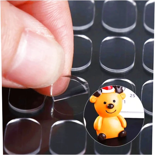 Qusmeiyici 800PCS Double Sided Adhesive Dots,Removable Poster Putty Clear Sticky Tack for Wall Hanging Crafts Balloons Festival Party Decorations,Mounting Putty Wallpaper Adhesive Repellent for Home Office Decor