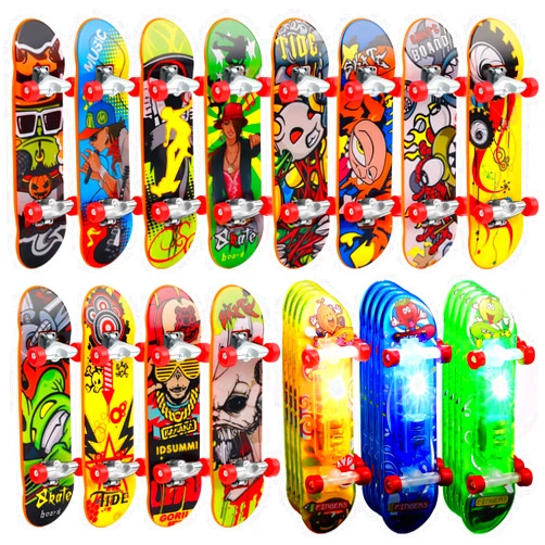 Civaner 24 Pieces Mini Finger Skateboards Creative Finger Boards Set Mini Skateboards for Fingers Hand Skateboard Mini Fingerboards Skateboards for Finger Skater Party Supplies Props Decor (Classic Style)