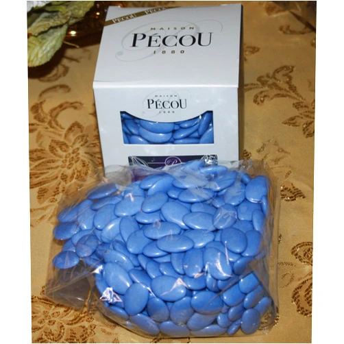 Pecou Dragees Pecou Chocolate Dragees Blue Lagoon - Dark Chocolate Sugar Coated Blue Color One Box of 1 Kilo / 2.2 LBS