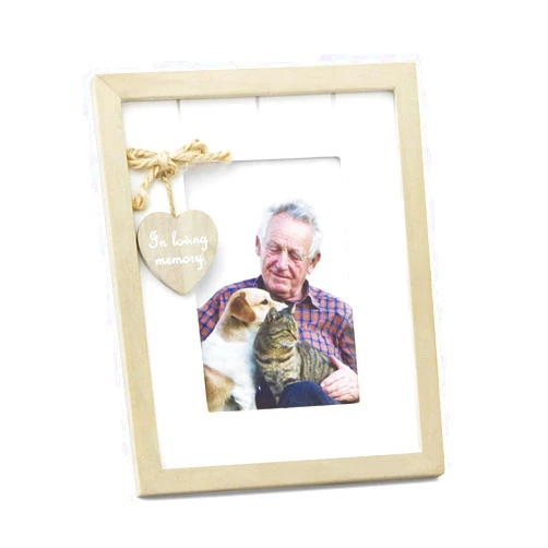 Orchid Valley Rustic Wood Family, Friend or Pet Memorial Photo Frame with In Loving Memory Heart Embellishment. Remembrance Picture Sympathy or Condolence Gift. Cat or Dog Picture Frame. Portrait Orientation