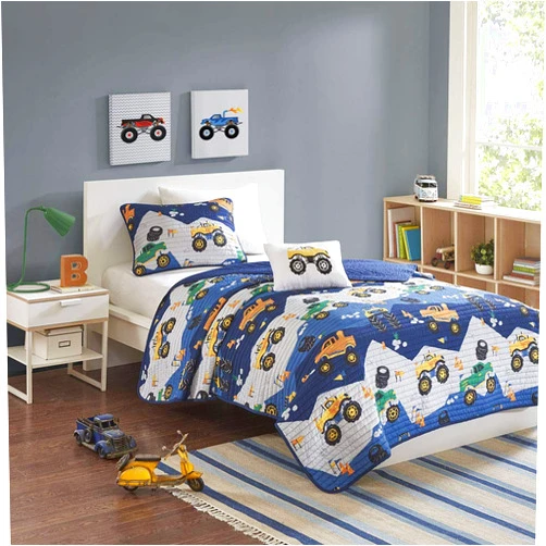 Mi Zone Kids Nash Reversible Quilt Set, Vibrant Fun Design, Lightweight All Season Children Bedding, Coverlet Bedspread, Boys Bedroom Décor, Twin, Big Wheel Monster Trucks 3 Piece