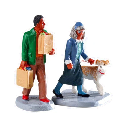 Lemax Village Collection Happy To Help Set of 2 92742