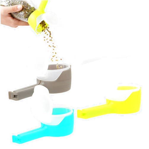 Moylie 4 Pack Bag Clips for Food Food Storage Sealing Clips with Pour Spouts,Food Sealing Bag Clips Plastic Bag Moisture Sealing Clamp,Great for Kitchen Food Storage and Organization