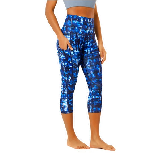 ODODOS Women's High Waisted Yoga Capris with Pockets, Tummy Control Non See Through Workout Athletic Running Capri Leggings