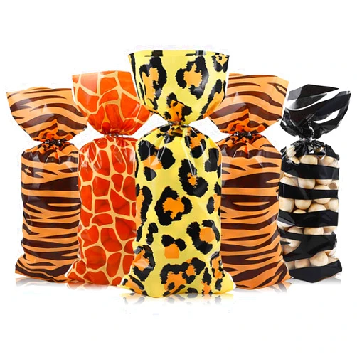 Sumind 120 Pieces Jungle Animal Treat Bags, Wild Giraffe Cheetah Zebra Tiger Print Cellophane Plastic Candy Bags Goodie Favor Bags with 100 Silver Twist Ties for Jungle Safari Zoo Birthday Party Supplies