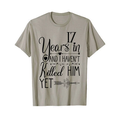 17th Wedding Anniversary Gifts Boutique 17th Wedding Anniversary Gift for Her 17 Years of Marriage T-Shirt