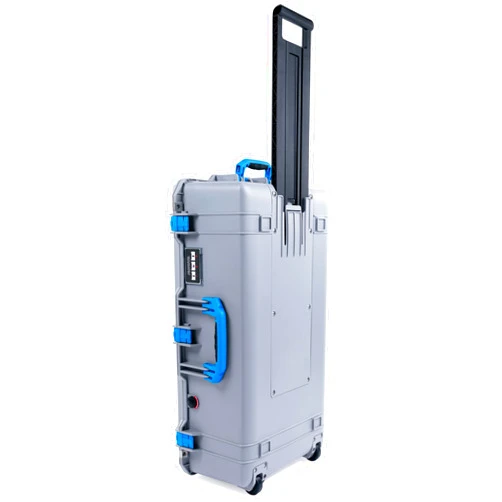 Pelican Silver Pelican 1615 case, with blue handles & latches. Comes empty, with wheels.