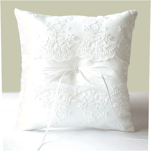 ATAILOVE Wedding Ring Pillow, Lace Pearl Ivory Ring Bearer Cushion for Wedding Party