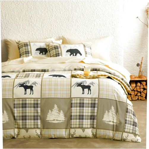 Wake In Cloud - Rustic Duvet Cover Set, Cabin Lodge Christmas Western Patchwork Bear Deer Moose Woodland RV Outdoor Theme, Soft Lightweight Bedding, 3 Pieces, Tan Cream, Queen Size