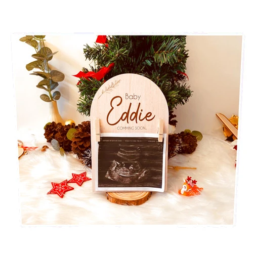 Decorcustomsgift Personalised Pregnancy Announcement Sign, Wooden Due Date Plaque, Baby Scan Frame, Social Media Photo Prop Disc, Pregnancy Gift, Natural