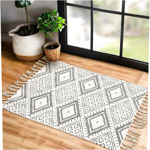 Chardin home Boho Diamond Rug, 20x32 Inches, Ivory and Black Bohemian Chic Throw Rug with Hand Woven Fringes, Perfect for entryway, Doormat, hallways, Kitchens