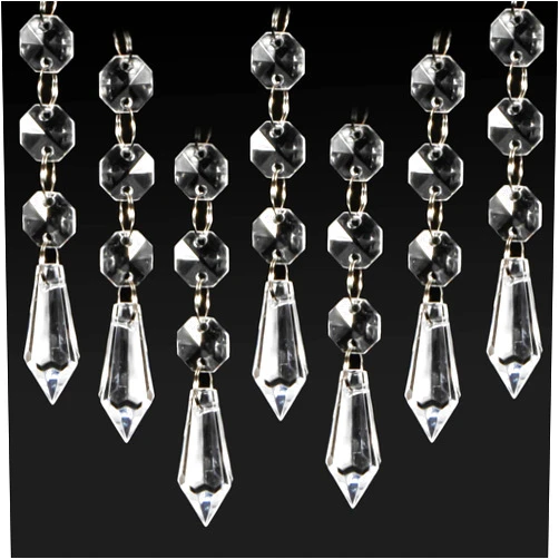MAQIHAN 30PCS Crystal Ornaments - Icicle Hanging Crystals Clear Plastic Chandelier Crystals Crystal Strands Crystal Chandelier Parts Dangling Crystals for Christmas Tree