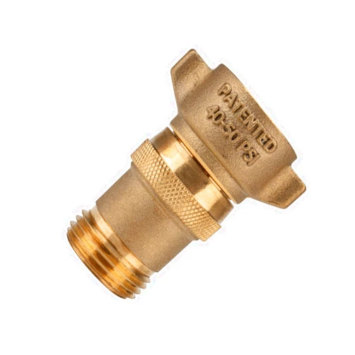 Camco Brass Marine/RV Water Pressure Regulator – Protects RV Kitchen Small Appliances, Plumbing & Hoses – Reduces RV Water Pressure to Safe & Consistent 40-50 PSI – Drinking Water Safe (40055)