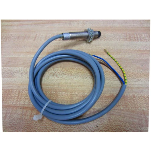 Allen Bradley 872C-A4c12-A2 Series A Inductive Proximity Sensor 872C-A4c12-A2 Series A