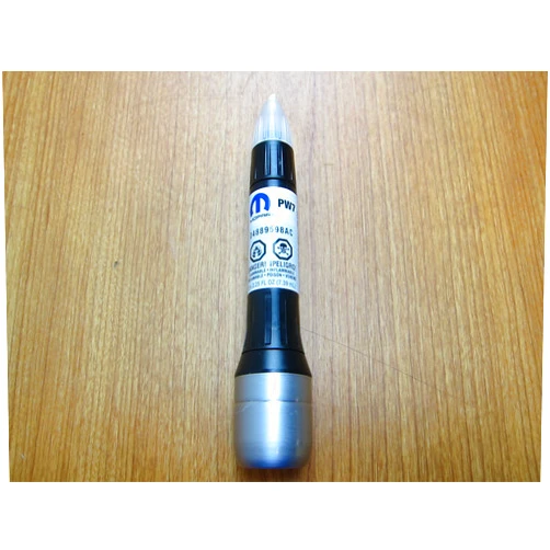Mopar 68626445AA PW7 Bright White Touch Up Paint Pen for Chrysler, Dodge, Jeep, RAM
