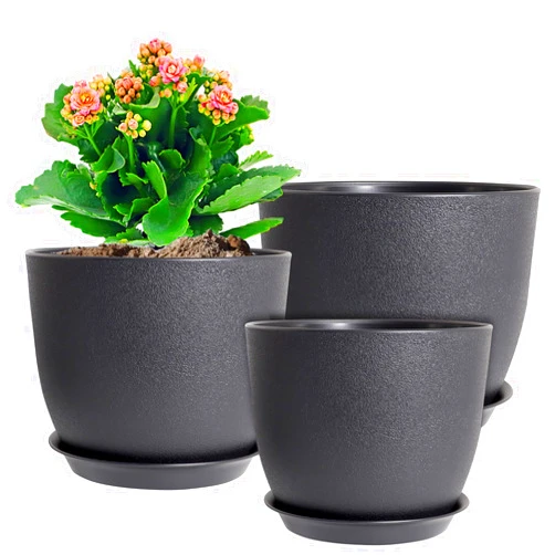 WSMKSZ 10/9/8 inch Medium Plant Pots, 3 Pack Modern Decorative Plastic Planters with Drainage Holes and Saucers, Flower Pots for Indoor Outdoor Plants, Black