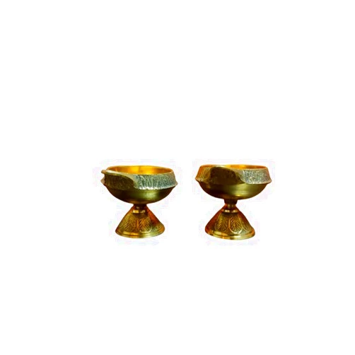 FLFWLASS Diya with Stand Table Diya for Puja|Heavy Base Aarti Diya|Brass Deepak for Pooja Diwali Gift Item, Temple Decor, Home Mandir (5cm Height), Golden