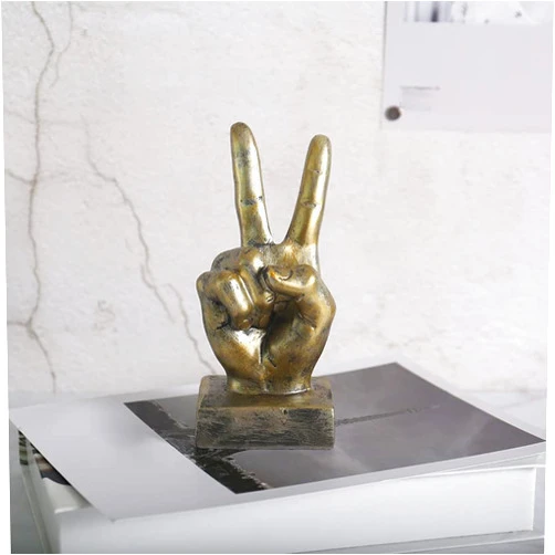ZHUZE Personality Gesture Resin Decoration, Retro Style Hand Gesture Modern Art Sculpture, Finger Display Ornaments for Living Room, Bedroom, Office Desktop, Cabinets, Home Decor (A3)
