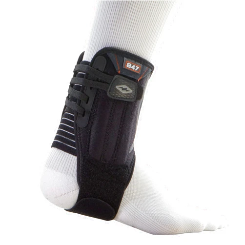 Shock Doctor Ankle Stabilizer with Flexible Support Stays (Black)