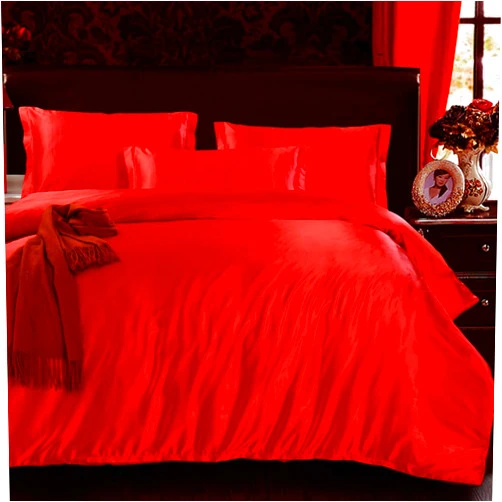 ColorfulMart Red Scarlet Luxury Silk Bedding Set. Include Silk Duvet Cover, Silk Pillow Sham and Silk Fitted Sheet. Satin Silk, Silk Blend Fabric. No Comforter or Duvet Insert Included. Full/Queen Size.