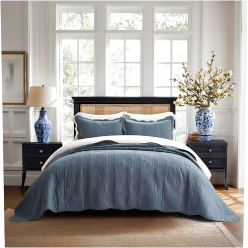 EVERGRACEHOME 100% Cotton Scallop Quilt Set, Queen Size 3 Piece Set – Lightweight Bedspread with 2 Shams, Soft Prewashed Matelasse Coverlet for Cozy and Elegant Bedding, Stormy Blue | Scallop Design, Timeless, 100% Cotton, Pre Washed, Oeko-Tex Certified, Lightweight