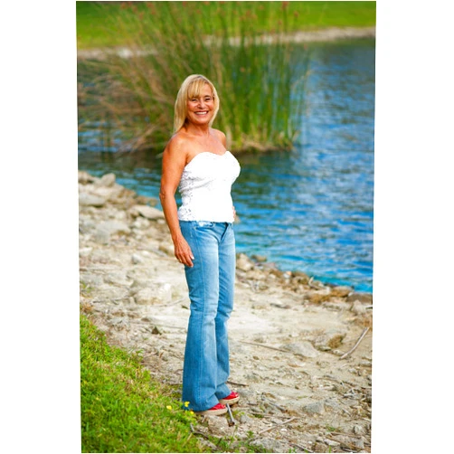 By Joyce Vedral (Author), Tiffany Middendorf (Introduction) Format: Kindle Edition EAT TO TRIM: GET IT OFF AND KEEP IT OFF! Includes Over 200 recipes