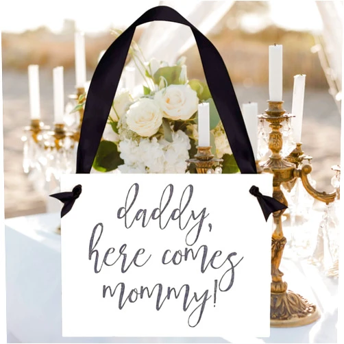 Yumoquee Wedding Memorial Sign Ring Bearer Wedding Sign & Flower Girl Ceremony Banner Classic Daddy Here Comes Mommy