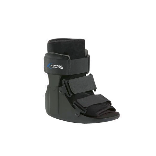 United Ortho USA14015 Short Cam Walker Fracture Boot, Medium, Black