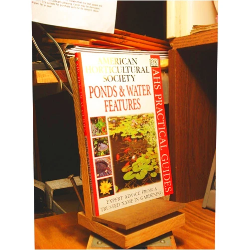 Peter Robinson American Horticultural Society Practical Guides: Ponds And Water Features
