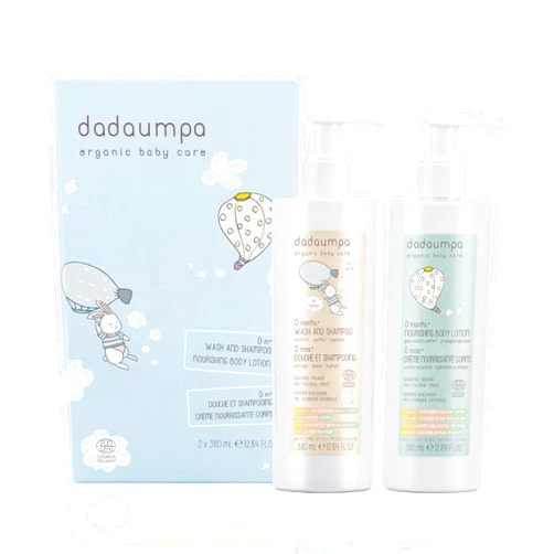 Dadaumpa Organic Baby Bath & Care Kit 0 Months+ - Great Baby Gift Idea - Made in Italy with 100% Recycled Packaging (Contains Wash and Shampoo, Nourishing Body Lotion)