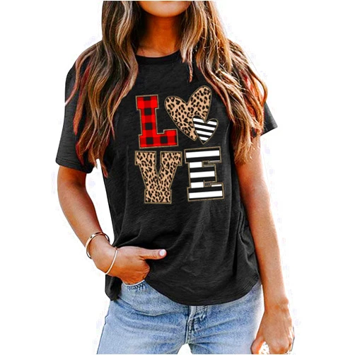 TIVIEAZG Valentine's Day Shirt for Women Buffalo Plaid Glitter Valentine‘s Love Heart T-Shirt Short Sleeve Graphic Top