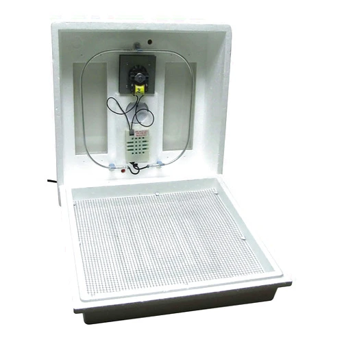 Farm Innovators 120 Volt 40 Watt Circulated Air Incubator for Up to 4 Eggs with Easy to Read Digital Display and Large Picture Window, White