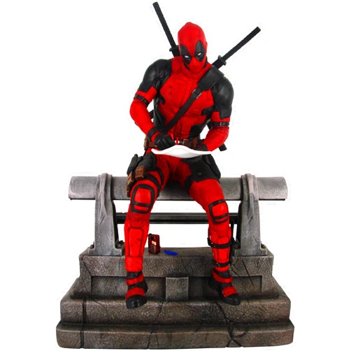 Diamond Select Toys Marvel Premier Collection: Deadpool (Movie Version) Statue, Multicolor