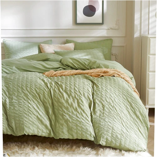 JELLYMONI Light Green Duvet Cover Queen Size, 3pcs Washed Microfiber Bedding Set, Soft Breathable Seersucker Duvet Cover Set with Zipper Closure and Corner Ties for All Seasons