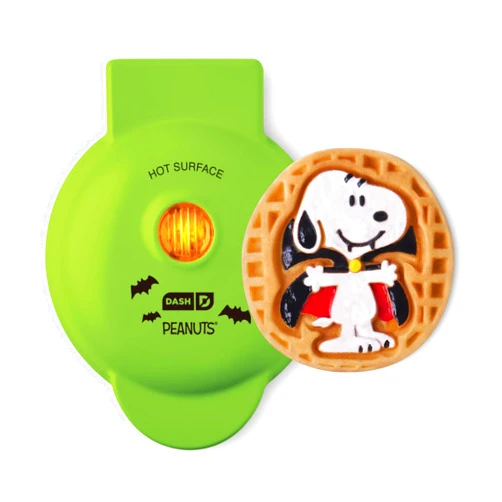 DASH Peanuts x Dash Snoopy Vampire Mini Waffle Maker