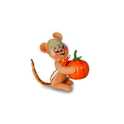 Annalee Chippy with Pumpkin, 3in