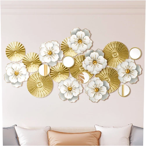 Briwooody 20 Pcs Metal Flower Wall Decor Ivory Metal Flowers Mirror Wall Art Rustic Modern Floral Sculpture Floral Blossom Metal Wall Sculpture for Bedroom Living Room Dining Room(Gold,Flower)