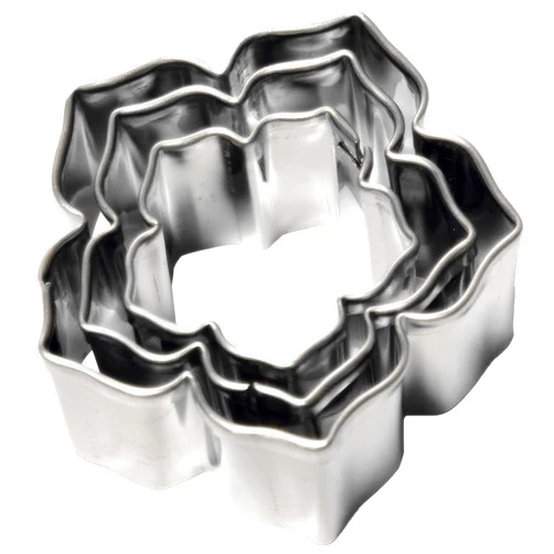 Ishang Stainless Steel Petunia Petals Fondant Cutters Set, Flower Shaped Cookie Cutter Molds for Baking DIY (Set of 3 pcs)