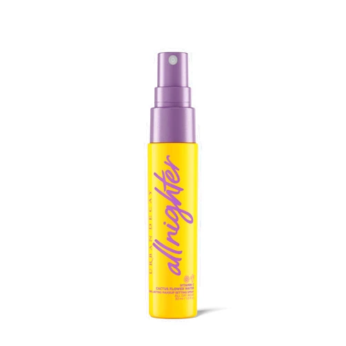 Urban Decay All Nighter Vitamin C Hydrating Makeup Setting Spray for Face, Transfer-Resistant, Waterproof, 16 HR Wear, with Vitamin C & Cactus Flower Water, Illuminated Finish, for Dry Skin, Vegan